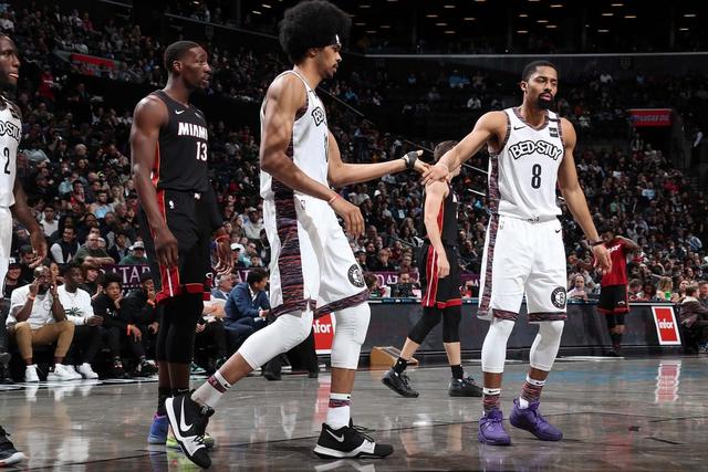  奇才比尔交易流言四起，多队竞相报价  