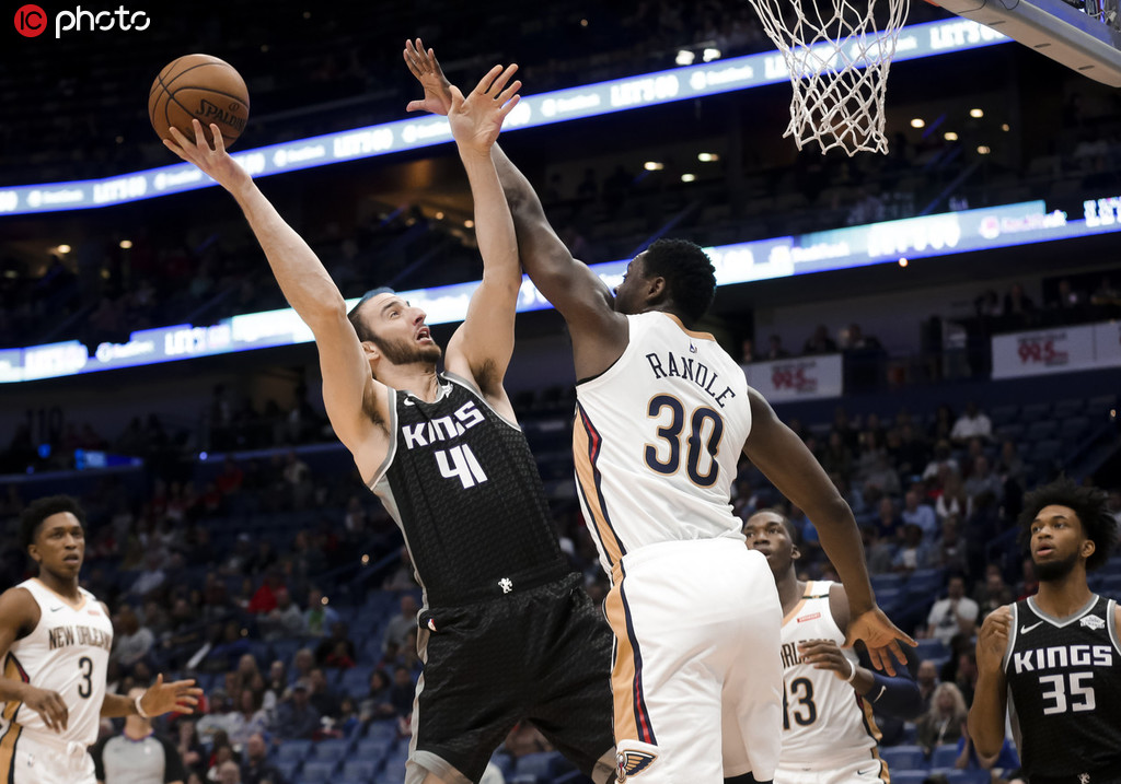  锡安复出首战惊艳扣篮，鹈鹕击败国王终结三连败