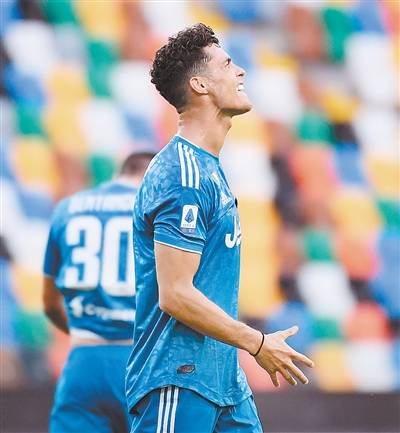  拉齐奥年轻球员闪耀全场战胜卡利亚里获赞誉