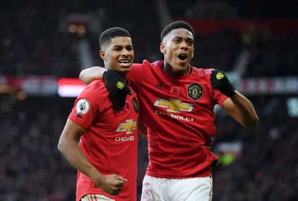  哈兰德双响炮曼城轻取曼联继续领跑英超榜首