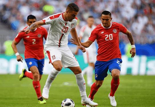  门兴格拉德巴赫快速反击犀利半场闪击得手